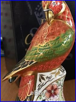 Royal Crown Derby Lorikeet Paperweight Limited Edition Boxed, Gold Stopper