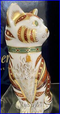 Royal Crown Derby Marmaduke the cat Paperweight