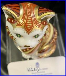 Royal Crown Derby Marmaduke the cat Paperweight