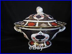 Royal Crown Derby OLD IMARI 1128 Covered Soup Tureen