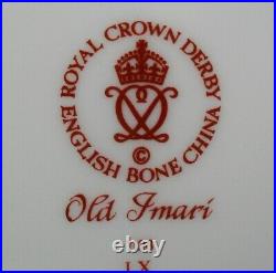 Royal Crown Derby OLD IMARI 1128 wavy edged plate