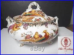 Royal Crown Derby OLDE AVESBURY Covered Vegetable Bowl Mint