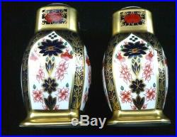 Royal Crown Derby Old Imari 1128 1st Quality Solid Gold Band Salt & Pepper Pots