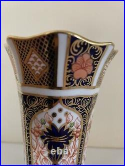 Royal Crown Derby Old Imari 1128 Footed Vase 5.25tall Excellent Condition