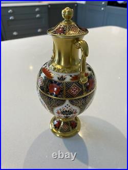 Royal Crown Derby Old Imari 1128 Jasmine Sudbury Urn Style Vase Very Rare