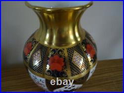 Royal Crown Derby Old Imari 1128 Pattern 8 Baluster Vase Fantastic