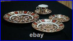 Royal Crown Derby Old Imari 1128 Service For 6, 30 Pcs Mint Condition