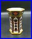 Royal-Crown-Derby-Old-Imari-1128-Solid-Gold-Band-Hexagonal-Spill-Vase-1st-01-bzqm