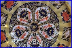 Royal Crown Derby Old Imari 1128 Solid Gold Band Round Trinket Dish. Perfect