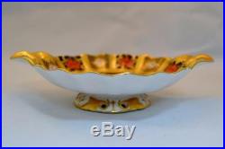 Royal Crown Derby Old Imari 1128 Solid Gold Band Round Trinket Dish. Perfect