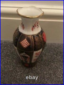 Royal Crown Derby Old Imari 1128 Vase 17.5cm 1st Quality