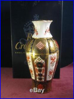 Royal Crown Derby Old Imari 1128 Vase Boxed First quality 18cm 1998