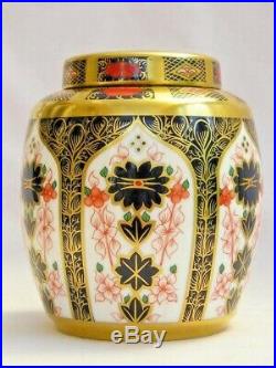 Royal Crown Derby Old Imari 1128 solid gold ginger jar. First quality