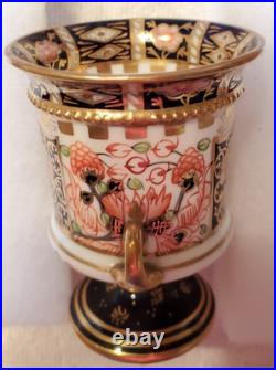 Royal Crown Derby Old Imari 6299 Vase 1931 Solid Gold Bands Porcelain Vintage