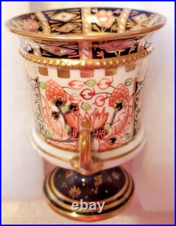 Royal Crown Derby Old Imari 6299 Vase 1931 Solid Gold Bands Porcelain Vintage Royal Crown Derby Old Imari 6299 Vase 1931 Solid Gold Bands Porcelain Vintage