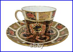 Royal Crown Derby Old Imari Cups and Saucers Scalloped Set of 4 Mint