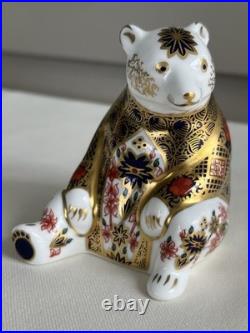 Royal Crown Derby Old Imari Honey Bear Paperweight 22k Gold Bone China READ