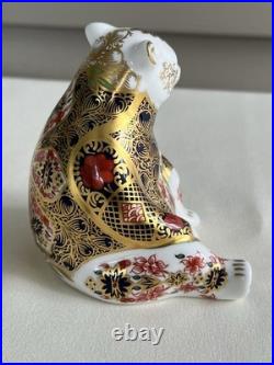Royal Crown Derby Old Imari Honey Bear Paperweight 22k Gold Bone China READ
