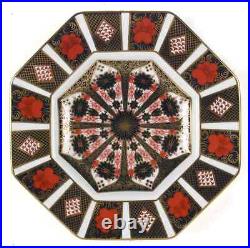 Royal Crown Derby Old Imari Octagonal Luncheon Plate 6589835