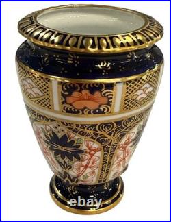 Royal Crown Derby Old Imari Pair Of Miniature Urn Shape Vases 1128 Read
