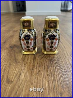 Royal Crown Derby Old Imari Salt And Pepper Shakers Excellent Condition