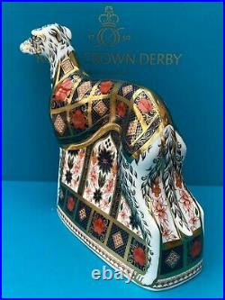 Royal Crown Derby Old Imari Solid Gold Band Lurcher Paperweight 2nd Quality