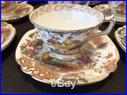 Royal Crown Derby Olde Avesbury 29 Pc 6- 5 Pc Place Settings Dinner Service 1940