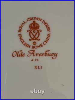 Royal Crown Derby Olde Avesbury large bowl new