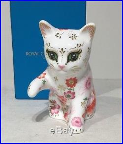 Royal Crown Derby Paperweight Kitten Guild Cat Flora Collector Club 1st Q