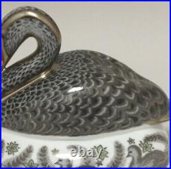 Royal Crown Derby Paperweight Platinum Black Swan Gold Stopper