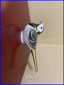 Royal Crown Derby Pied Wagtail Bird Paperweight Gold Stopper Bone China England