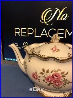 Royal Crown Derby Pinxton Roses Fluted Large Teapot 2.25 Pints