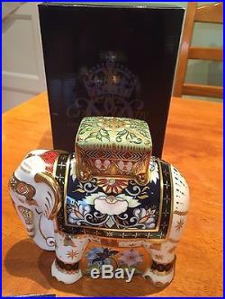 Royal Crown Derby Raj father elephant paperweight