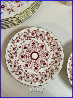 Royal Crown Derby Rougemont Pattern 32pc Bone China Dinnerware Set England