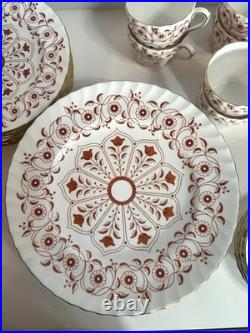 Royal Crown Derby Rougemont Pattern 32pc Bone China Dinnerware Set England