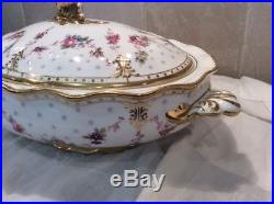 Royal Crown Derby-Royal Antoinette English Bone China-Oval Covered Vegatable