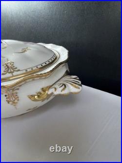 Royal Crown Derby Royal Pinxton Roses Covered Dish