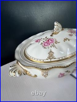 Royal Crown Derby Royal Pinxton Roses Covered Dish