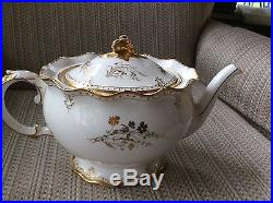 Royal Crown Derby Royal St. James' Teapot