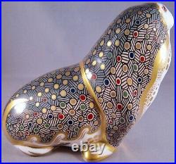 Royal Crown Derby Russian Walrus Figurine Paperweight 2004 Gold Stopper