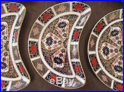 Royal Crown Derby SET OF 6 CRESCENT PLATES Old Imari 1128