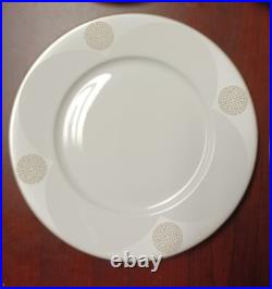 Royal Crown Derby- Satori Pearl 5 Piece Place Setting! Excellent Condition