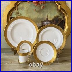 Royal Crown Derby St. George English Bone China Dinnerware, 6 Service (30pc)