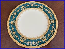 Royal Crown Derby. Tiffany & Co 10 Emerald Parcel-gilt 4pcs Dinner Plates set