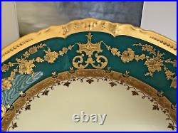 Royal Crown Derby. Tiffany & Co 10 Emerald Parcel-gilt 4pcs Dinner Plates set