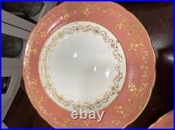 Royal Crown Derby. Tiffany & Co 9 Pink Parcel-gilt 12 pcs Dinner Plates set