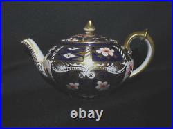 Royal Crown Derby Traditional Imari 2451 Teapot 2 Cup