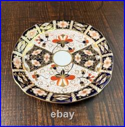 Royal Crown Derby Traditional Imari Scalloped Edge Plate