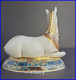 Royal Crown Derby Unicorn Bone China Paperweight Gold Stopper Limited Edition