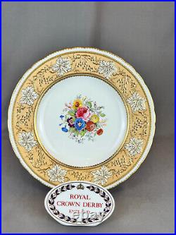 Royal Crown Derby VINE GOLDEN FAWN withFLORAL CENTER 10? Dinner Plate